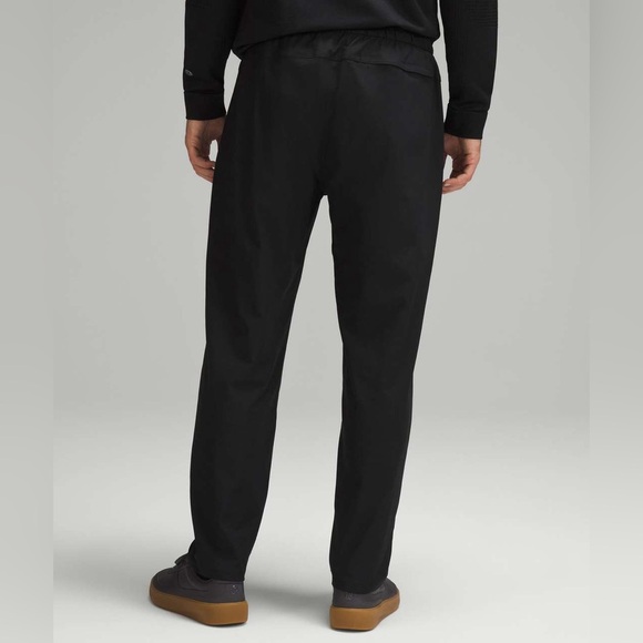 NWT lululemon athletica Men's AbC short - Picture 9 of 12